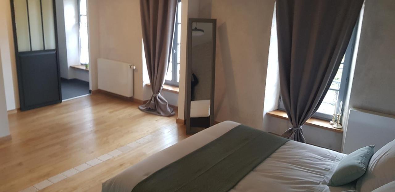 La Cour Saint Louis Bed and Breakfast Castelnau-Montratier Exteriör bild