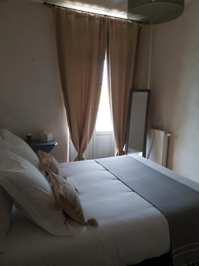La Cour Saint Louis Bed and Breakfast Castelnau-Montratier Exteriör bild