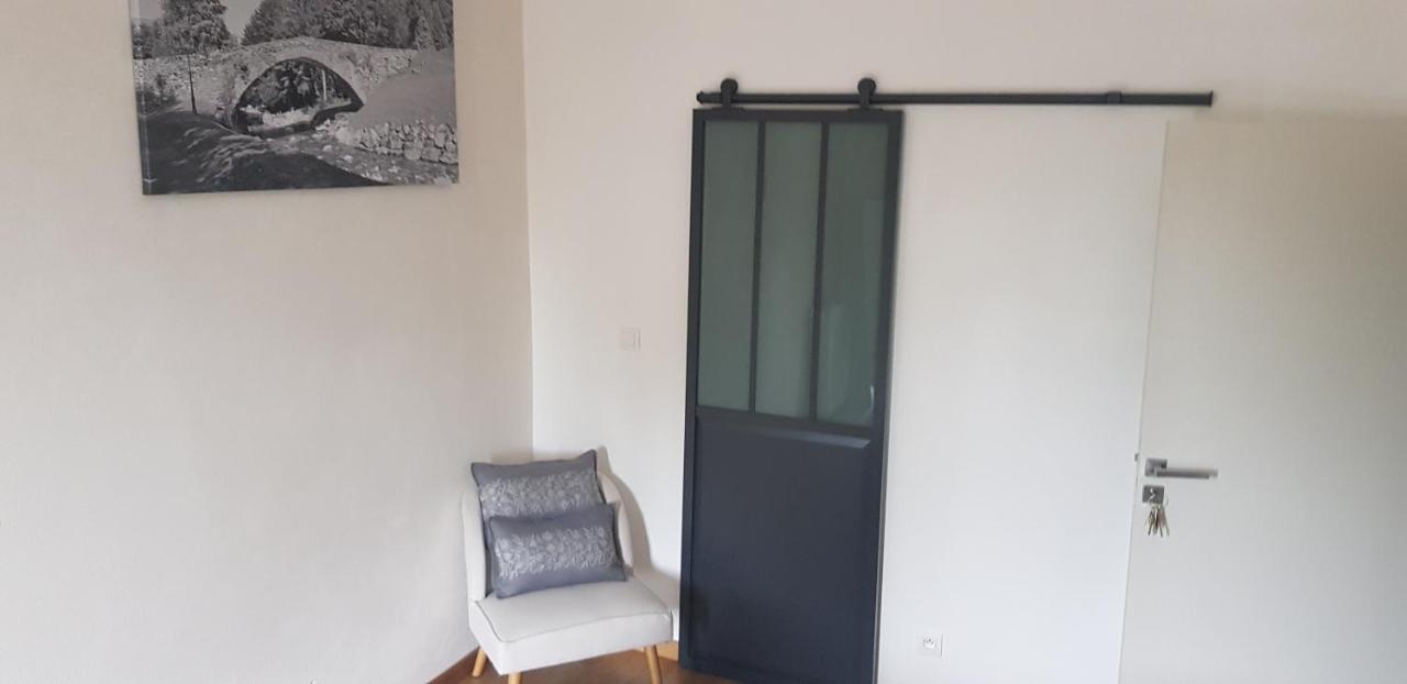 La Cour Saint Louis Bed and Breakfast Castelnau-Montratier Exteriör bild