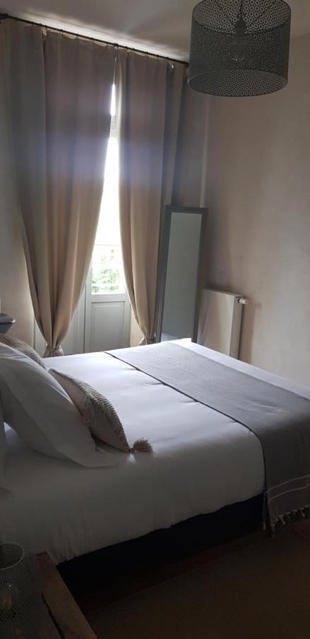 La Cour Saint Louis Bed and Breakfast Castelnau-Montratier Exteriör bild