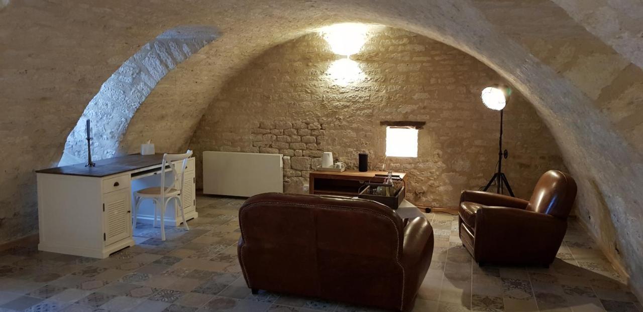 La Cour Saint Louis Bed and Breakfast Castelnau-Montratier Exteriör bild